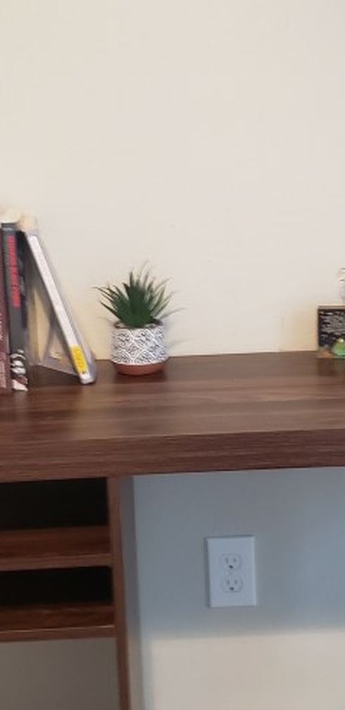 desk