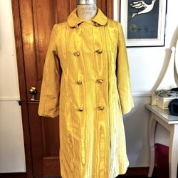 Pale yellow Gold 1970’s Raincoat! 