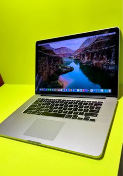 Apple MacBook Pro 15” Retina i7/16GB/500GB SSD $350