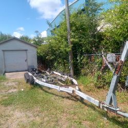 FREE  28' Bayliner Inboard Has Been Removed, Bracket On Back For An Outboard,Comes With 3-axel Trailer, Lost Title,But Have An Old Registration 
