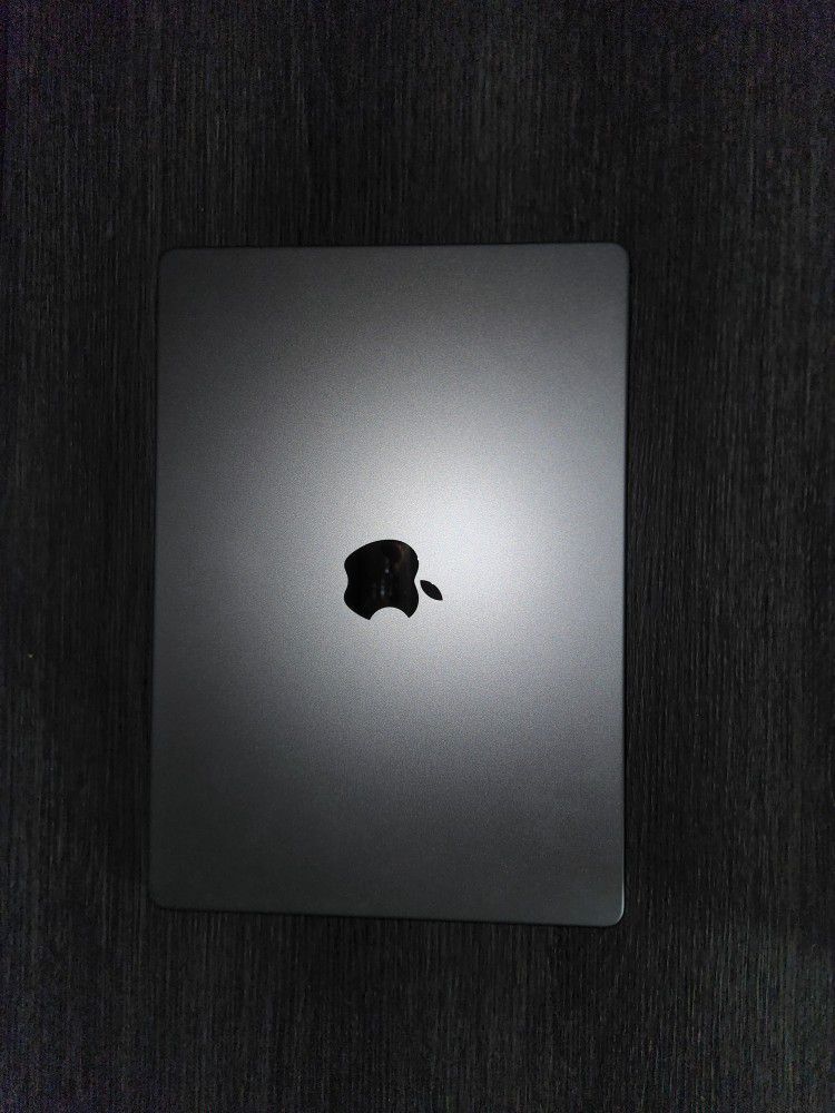 14" MacBook M2 Pro. 512GB