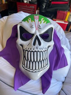 Gravedigger mask