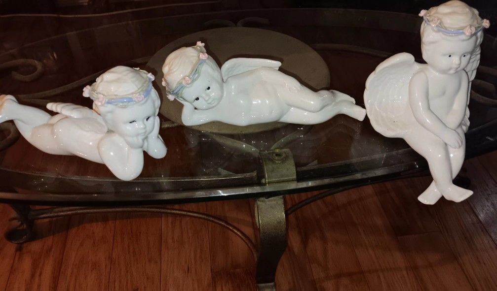 Angel Fugurines Set Of 3 $25