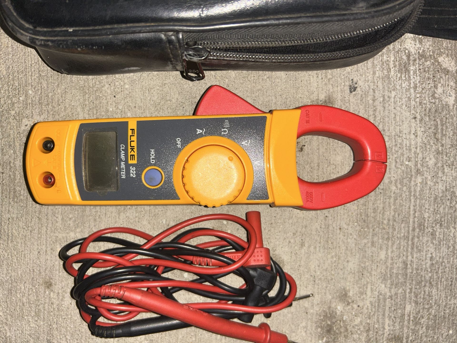 Fluke 322 Clamp Meter
