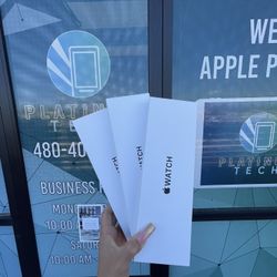 Apple Watch SE2 Nd 40MM SILVER NEW!