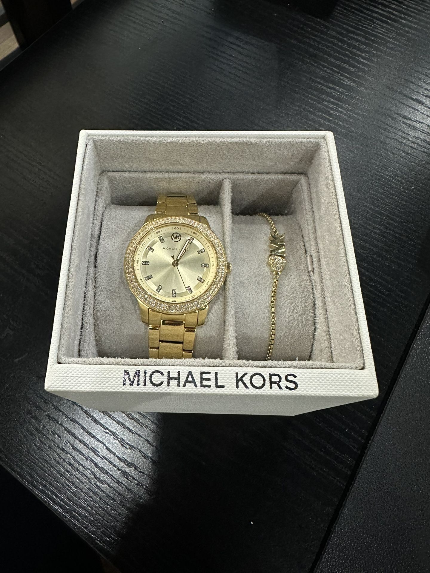 Michael kors NEW And Complete !!
