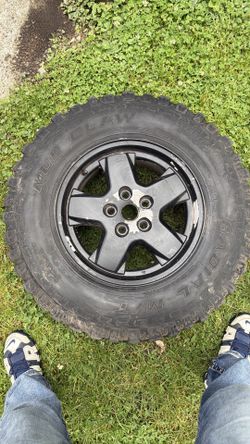 LT245/75R16