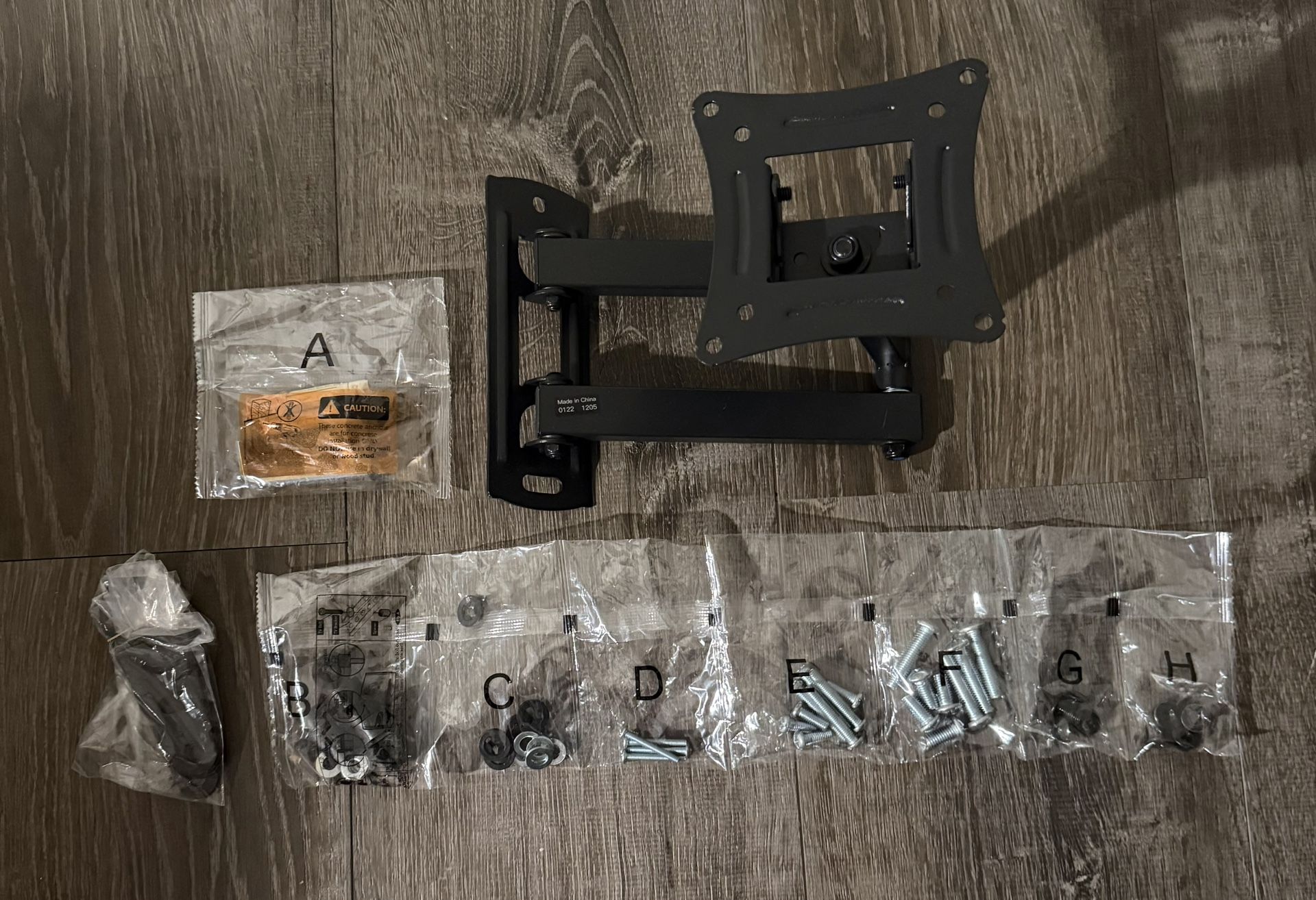 TV Wall Mount Bracket