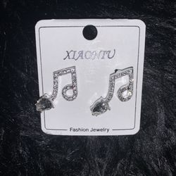 Silver Diamond Music Notes Fashion Earrings 