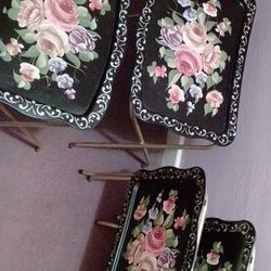 four beautiful lightweight metal TV trays