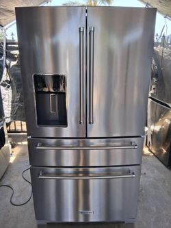 Refrigerator kitchen aid