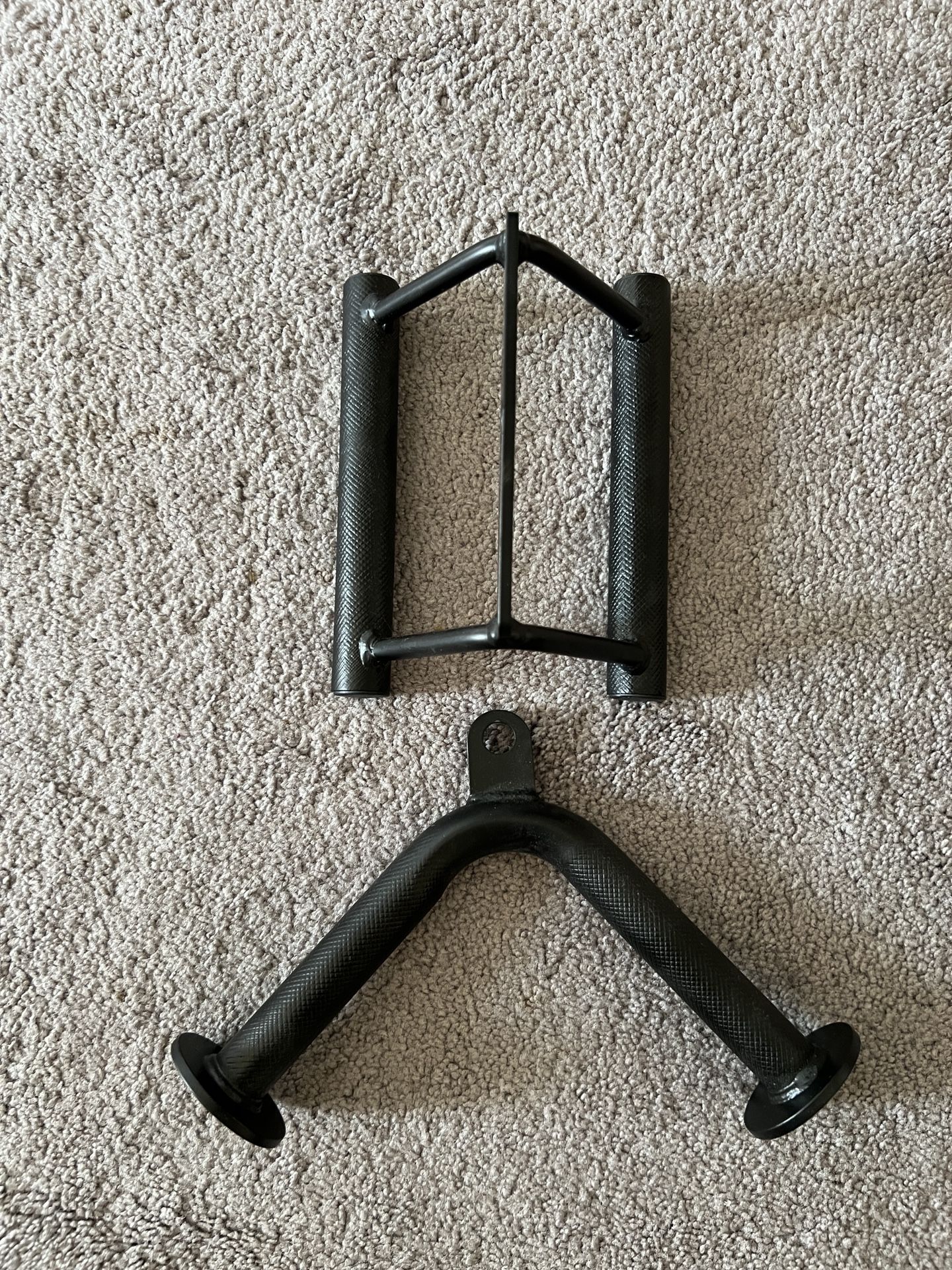 Row Handle & V Bar Attachments For Cable Machine