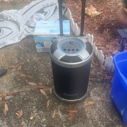 Supreme Rolling Speaker