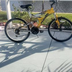 Magna Mountain Bike