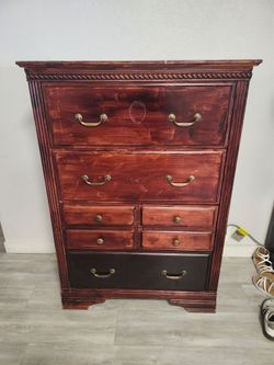 dresser 4  drawer