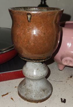 VINTAGE STUDIO POTTERY CERAMIC GOBLET CHALICE HANDMADE SPECKLED CLAY POTTERY PEDESTAL CUP MUG