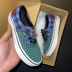 Vans New Era Brand New Sizes 6c, 2y ,2.5y $20 Each 