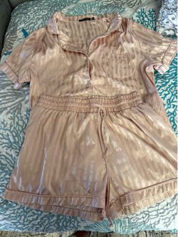 5-Womens’s Assorted pajamas- L & XL