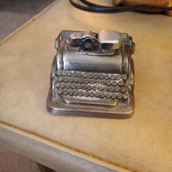 Vanity Typewriter Lighter