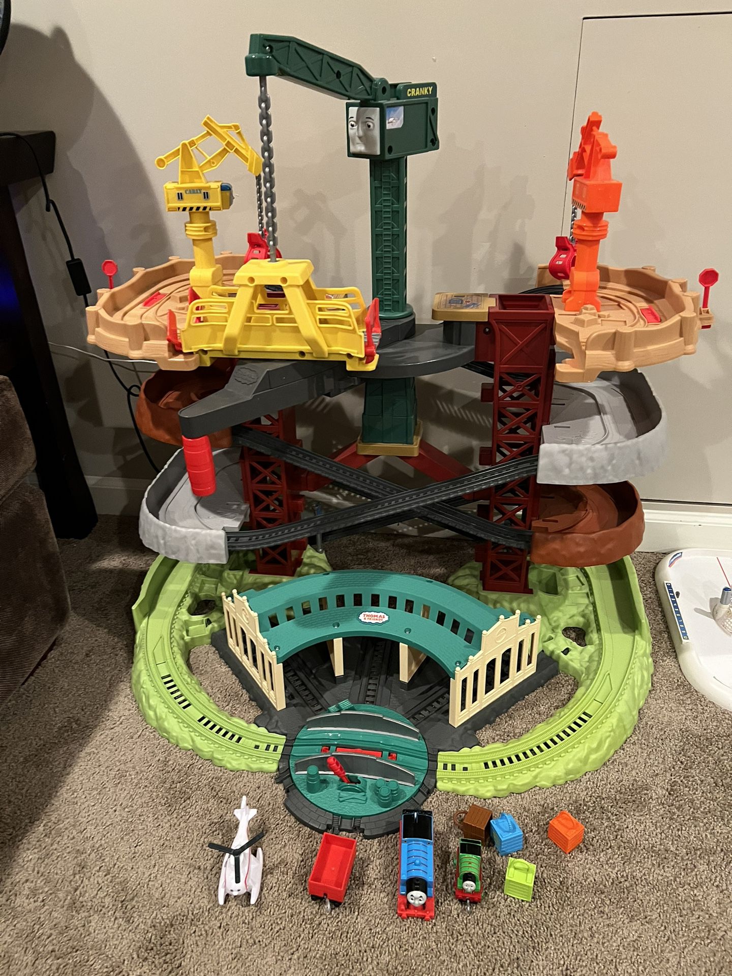 Thomas & Friends Trains and Cranes Tower