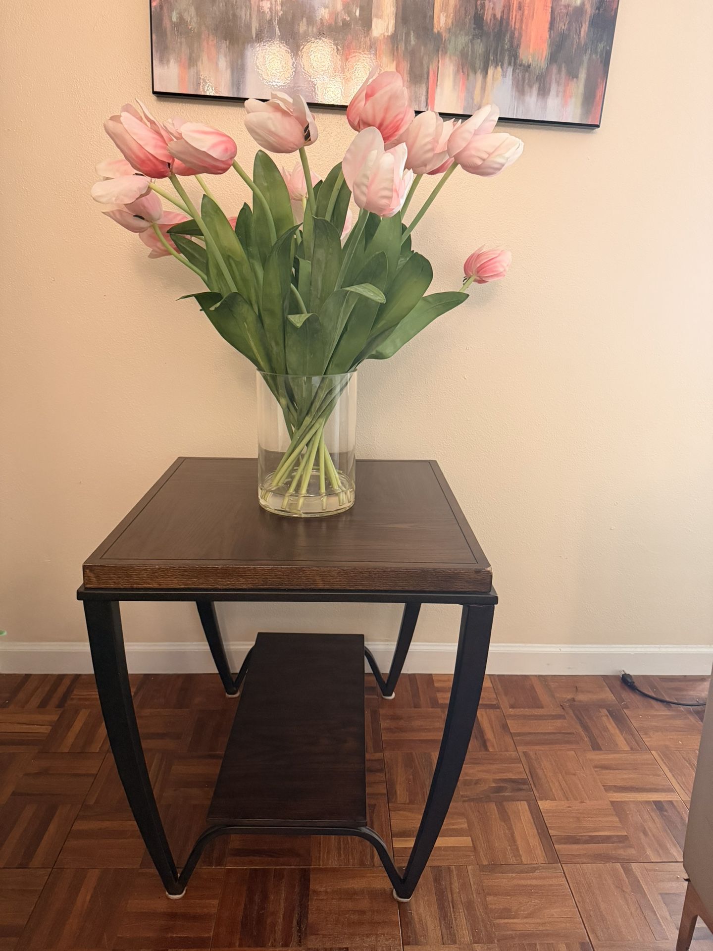 The ''Brashawn'' accent table