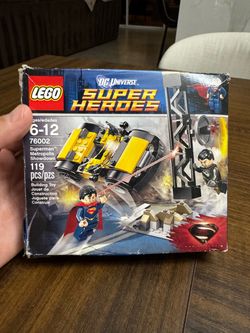LEGO DC Super Heroes Superman Metropolis Showdown 76002