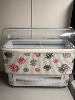 Commercial ISA Gelato Display Freezer 8 Pans