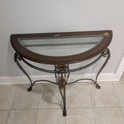 Entrance Table 