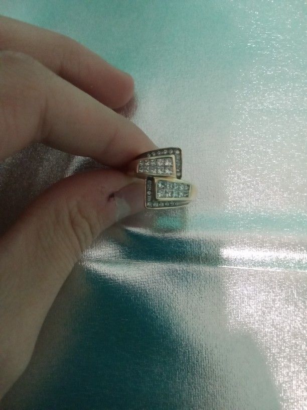 14 Kt Gold Real Diamonds