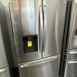 ONLY $1299!!! 26 Cu Ft LG Refrigerator Counter Depth MAX w/ Dual Ice Maker