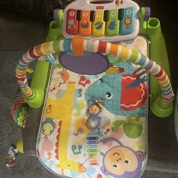 Fisher Price Deluxe Kick Play Piano Gym