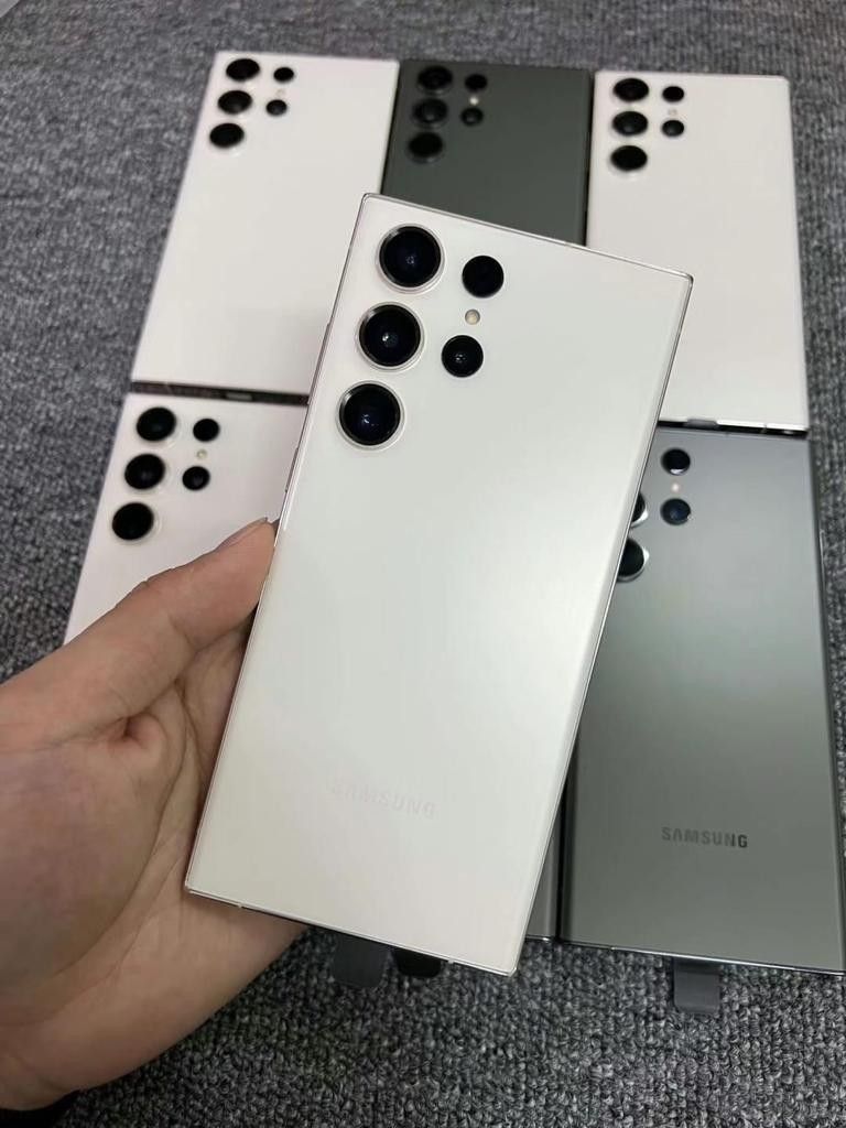 Samsung Galaxy S22 Ultra 5G 128gb  Unlocked, FREE Smartwach/ Headphones. Pay $1 Today Rest in payments. NO CREDIT NEEDED FINANCING