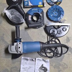 Angle Grinder With Accessories 