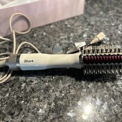 Shark SmoothStyle Hair Comb For All Hairkind