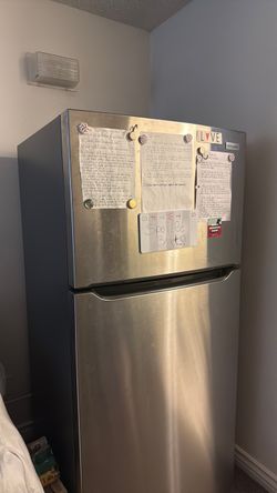 A big family fridge by Frigidaire