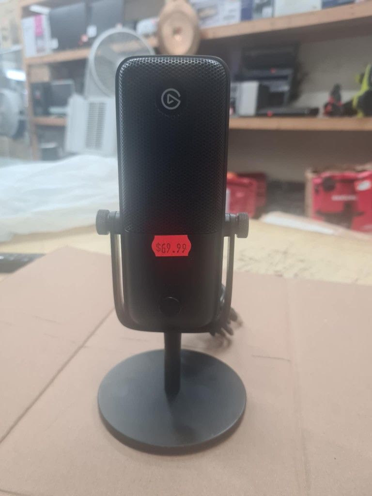 Elgato Wave:3 - Premium Studio Quality USB Condenser Microphone for Streaming, Podcast, Gaming and Home Office, Free Mixer Software, Sound Effect Plug