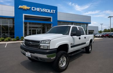 Silverado 2005 duramax 6.6 diesel 4x4 2500