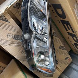 2016-2019 Chevy Cruz  Headlight Driver Side New