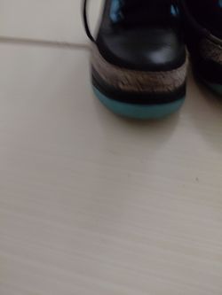 Kids shoes