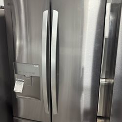 LG 21.8 Cu. Ft. French Door Refrigerator 30” 
