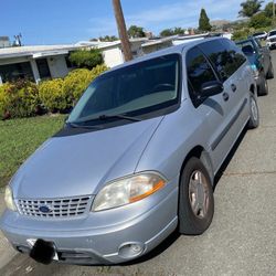 2003 Ford Windstar