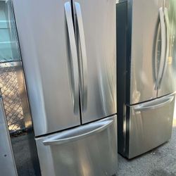 30 Inches REFRIGERATOR / PERFECT CONDITION 