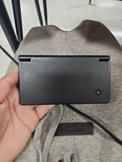 black nintendo ds lite