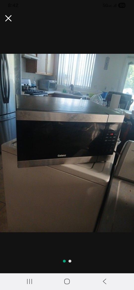 Galanz Microwave 