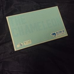 The Chameleon Board Game 