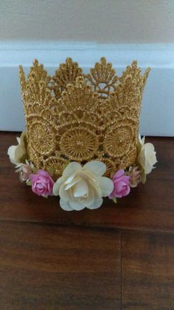 Birthday lace crown