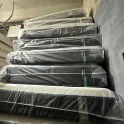 King Queen Size Tempurpedic ProAdapt,  ProBreeze,  LuxeBreeze Mattress  Pro Breeze /Luxe Adapt /Pro Adapt /Adapt /cloud /Tempur pedic contour Supreme 