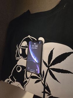 iPhone Xr-(unlocked)