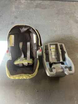 GRACO COMFY CRUISER CAR SEAT ONLY