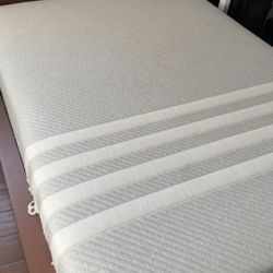 Leesa Mattress + IKEA Malm Bed Frame AS IS